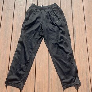 Medium Nike Sweats